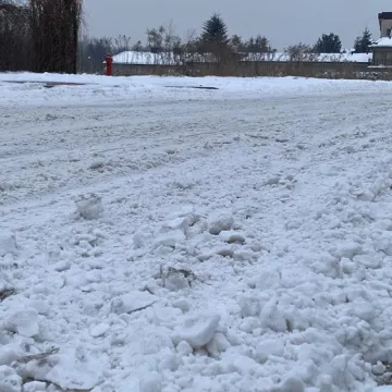 Koszmar, dramat, porażka – radomszczanie komentują „zimowy” stan dróg w mieście