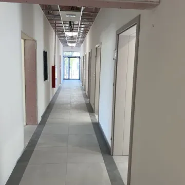 [WIDEO] Rekrutacja tuż za rogiem. Żłobek w Radomsku prawie gotowy