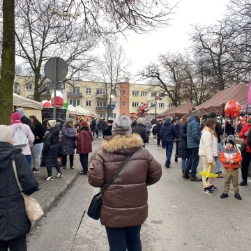 Plac 3 Maja w Radomsku zamienił się w świąteczne miasteczko