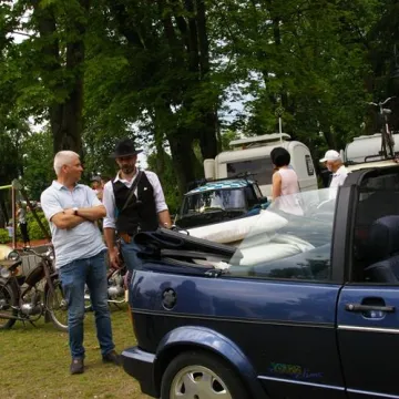 Zabytkowe pojazdy zaparkowały w Radomsku