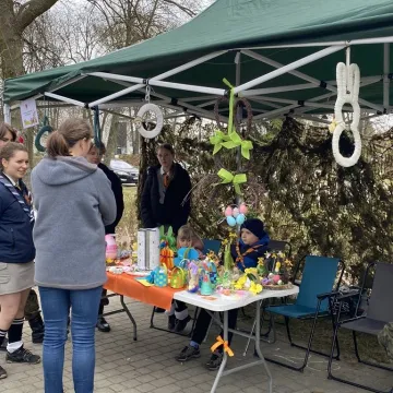 Domowe wypieki, wędliny i ozdoby. Tak wyglądał V powiatowy kiermasz wielkanocny