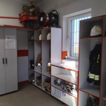 Sprzęt ratujący życie trafił do OSP w Radziechowicach Pierwszych