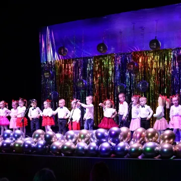 Przedszkolaki z „dwójki” dla babci i dziadka