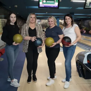 Samorządowcy grali w kręgle