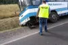Kolonia Borowiecko – czołowe zderzenie samochodu z autobusem