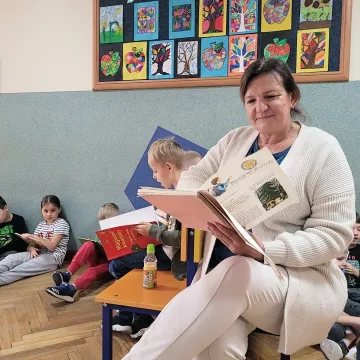 „Przerwa na czytanie”. Bicie rekordu w czytaniu na przerwie w „Siódemce”