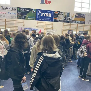 Tłumy na targach edukacyjnych w Radomsku