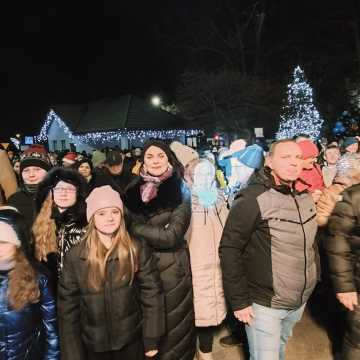 Mieszkańcy Kamieńska bawili się na sylwestrowej potańcówce