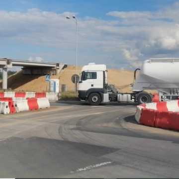 Postęp prac na węźle autostrady A1 w Kamieńsku