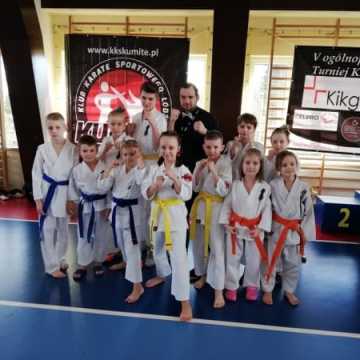 Złoty team Klubu Karate Radnori