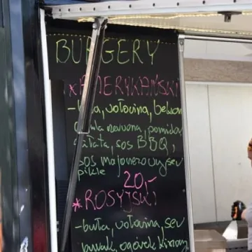 Food trucki opanowały plac 3 Maja