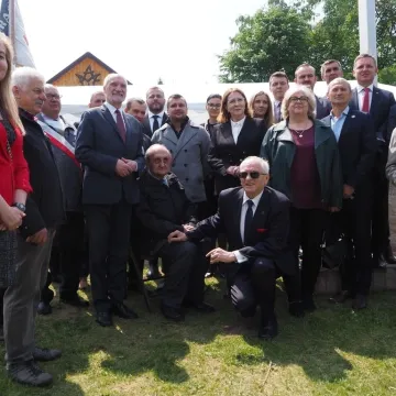 W Bąkowej Górze upamiętniono 77. rocznicę mordu żołnierzy KWP