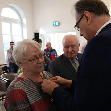 Złoci małżonkowie uhonorowani medalami