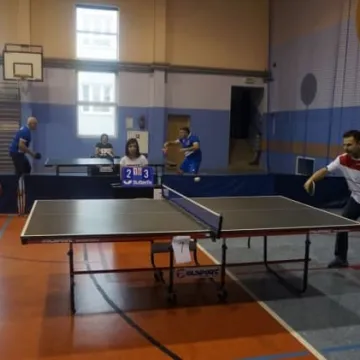 Pierwsze miejsce w tenisie stołowym dla Starostwa Powiatowego