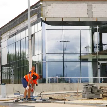 Radni wizytowali budowę nowego basenu w Radomsku