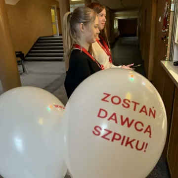 „Komórkomania” w ZSDiOŚ. Uczniowie i nauczyciele wsparli DKMS