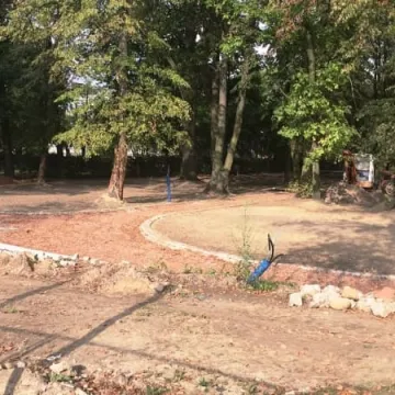 Trwa rewaloryzacja parku Świętojańskiego