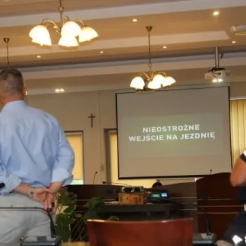 Akcja edukacyjna „Senior na drodze - pamiętaj o bezpieczeństwie”