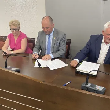 Magazyn kryzysowy w Radomsku doposażony dzięki funduszom WFOŚiGW