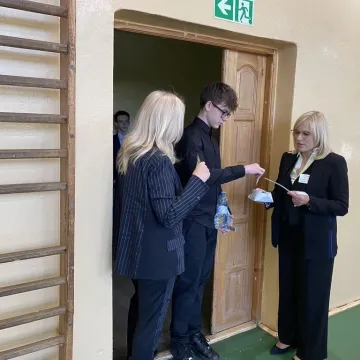 Polski na pierwszy ogień. Ósmoklasiści zaczynają egzaminy