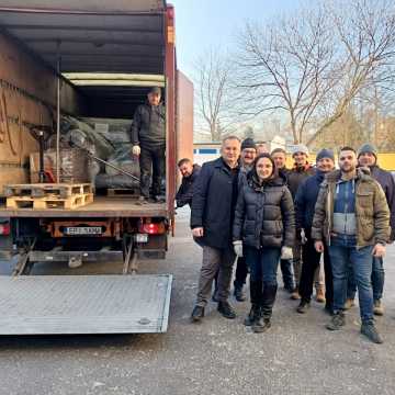 Powiaty radomszczański i piotrkowski przygotowały transport darów