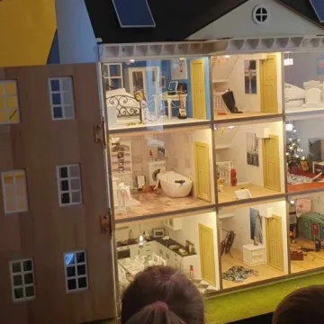 Strażacy edukują w przedszkolu nr 5 w Radomsku