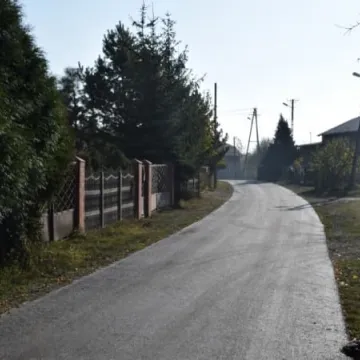 Nowa nawierzchnia na ulicy Modrzewiowej 