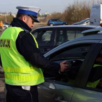 Radomsko: policjanci oraz urzędnicy sprawdzali trzeźwość kierowców