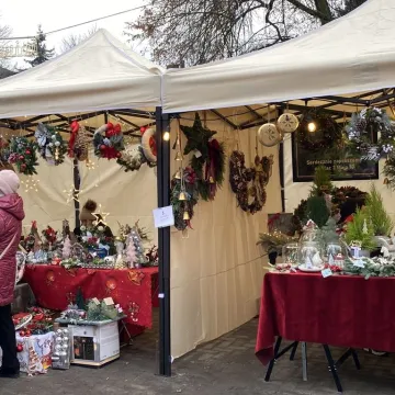 Plac 3 Maja w Radomsku zamienił się w świąteczne miasteczko