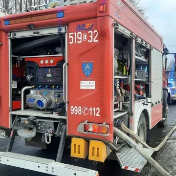 Pożar domu w Wielgomłynach. Jest ofiara śmiertelna