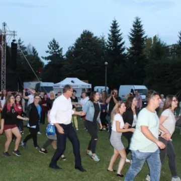 Letnie granie z Happysad