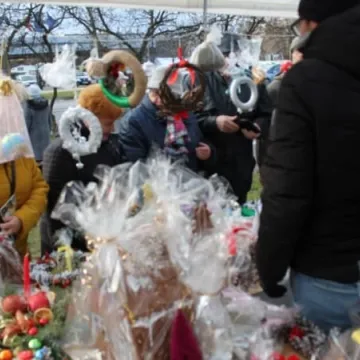 Kiermasz bożonarodzeniowy PSP 1