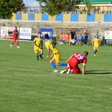 Ceramika Opoczno odprawiona z czterema bramkami