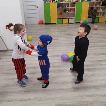 To ich pierwszy taki bal...