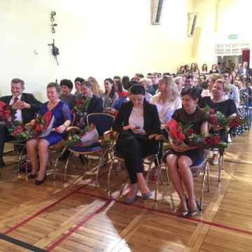 Zakończenie roku szkolnego maturzystów w Radomsku