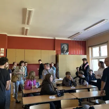 Dzień Owarty w II LO w Radomsku. Ósmoklasiści poznali szkołę od środka