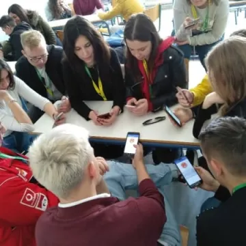 Apka na stworzona przez uczniów Mechanika