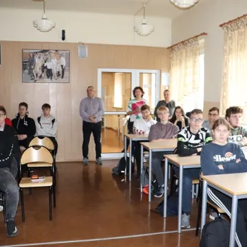 Baczyński – żołnierz, poeta, czasu kurz