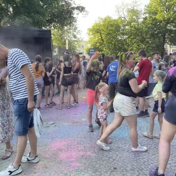 Magia kolorów, czyli Holi Day 2024 w Radomsku