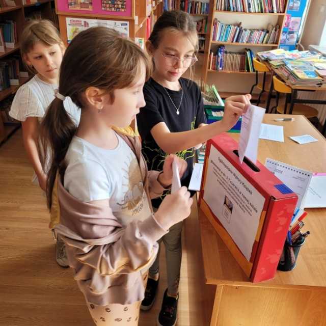 Publiczna Szkoła Podstawowa nr 4 współorganizowała Ogólnopolskie Wybory Książek