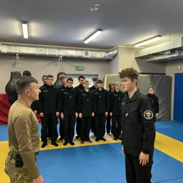 Zajęcia z samoobrony klasy mundurowej z Mechanika