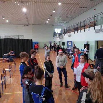 Strzeleckie sukcesy zawodników OKSS „10-tka”
