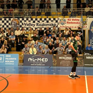 Zacięta walka w Radomsku. METPRIM Volley pokonuje Resursę Łódź po tie-breaku