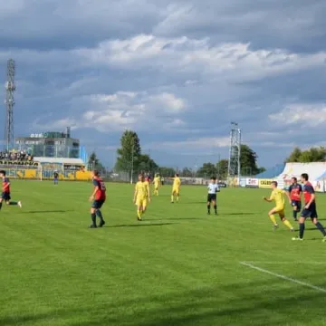 W meczu beniaminków: RKS Radomsko – KS Wasilków 5:0