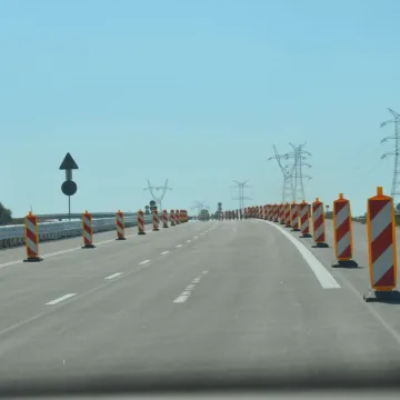 3 km nowej nitki autostrady A1 na odcinku Kamieńsk-Radomsko