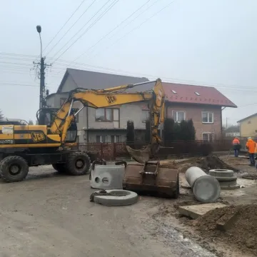 Trwa remont dróg na os. Mickiewicza w Radomsku