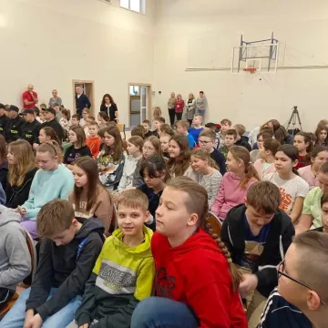 Mały bohater Miłosz Kwaśniak odebrał nagrodę od prezydenta Radomska