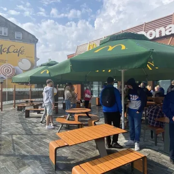 Tłumy na otwarciu McDonald’s w Radomsku