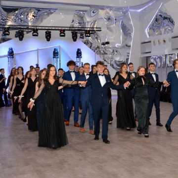 Studniówka 2022: bal maturzystów z I LO w Radomsku