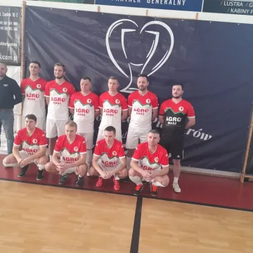 Puchar Niezdobywców Pucharów. Charytatywnie dla Filipka